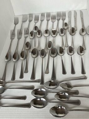 Oneida craft Stainless Steel Flatware Set - Polished Silverware Set ‎ 46 pieces